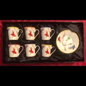 SAKS FIFTH AVENUE CUPS AND SAUCERS SET FOR 6